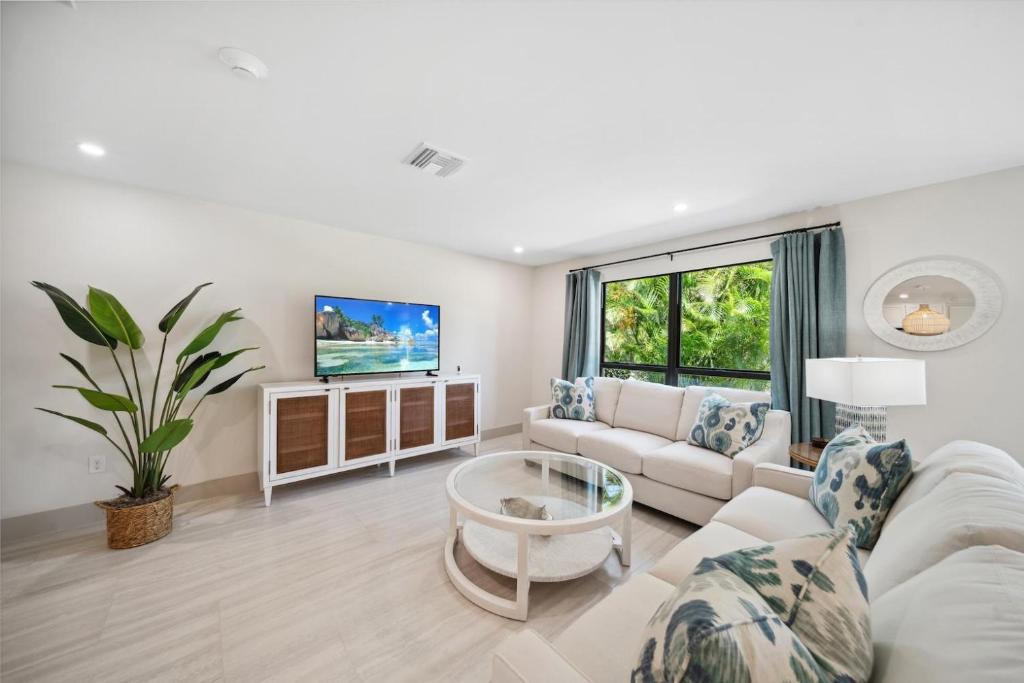 Blind Pass #G102, Sanibel