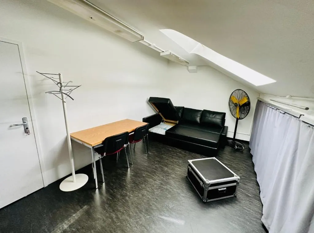 Raum und Zeit, Hotel in Zürich
