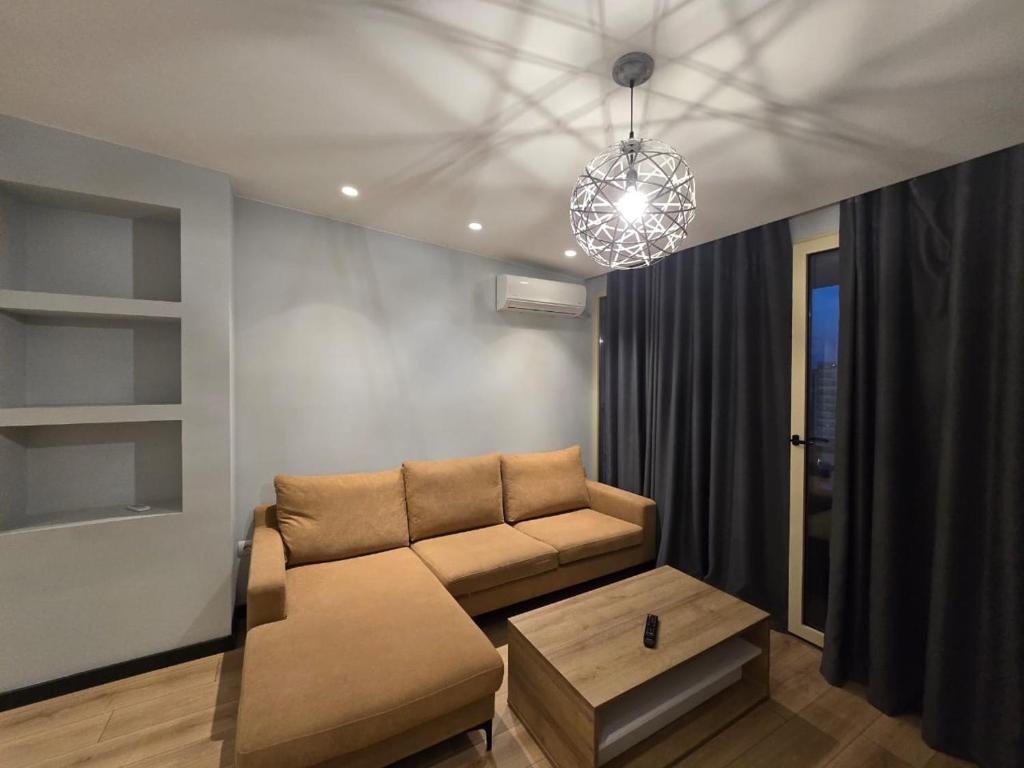 Piazza Suite, Vlorë