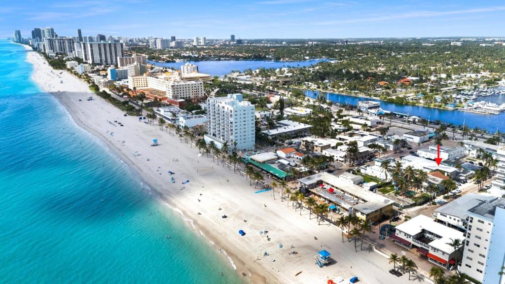 Fillmore Suits, Hollywood