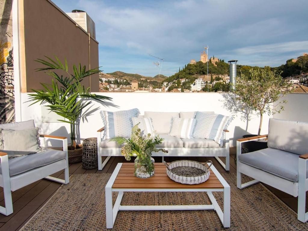 ChezmoiHomes Plaza Nueva Penthouse - 4