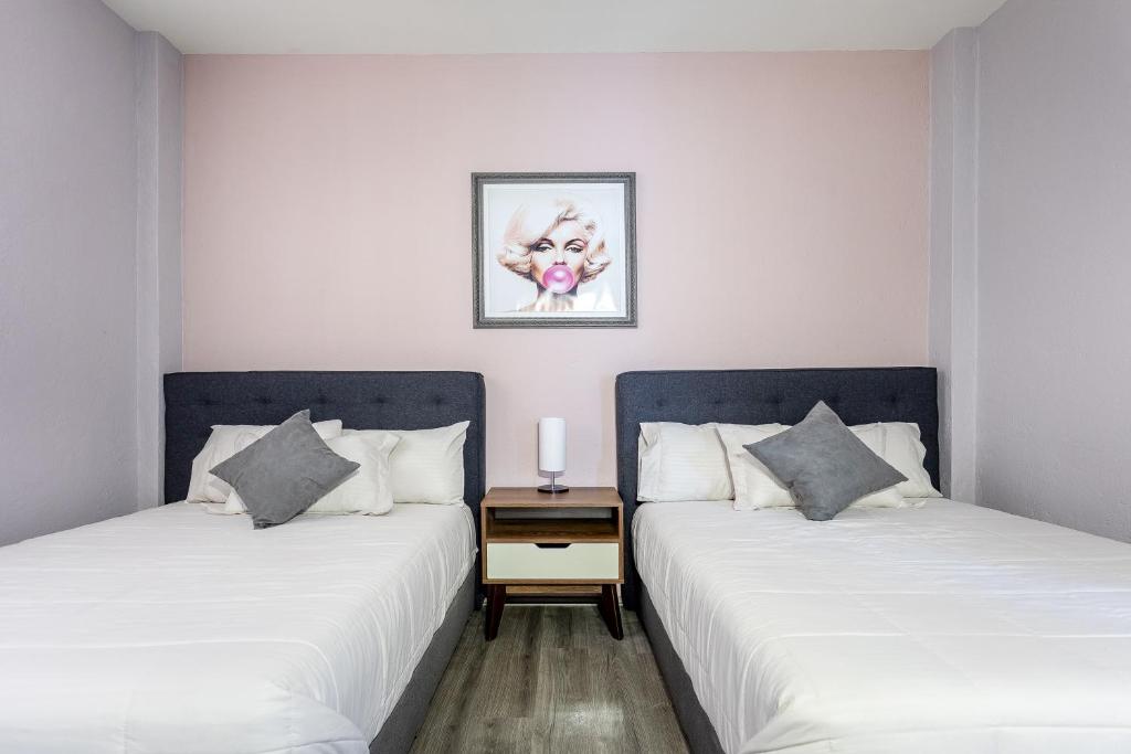 Luxury in the Heart of Roma - Elevator - Sleeps 7, Mexiko