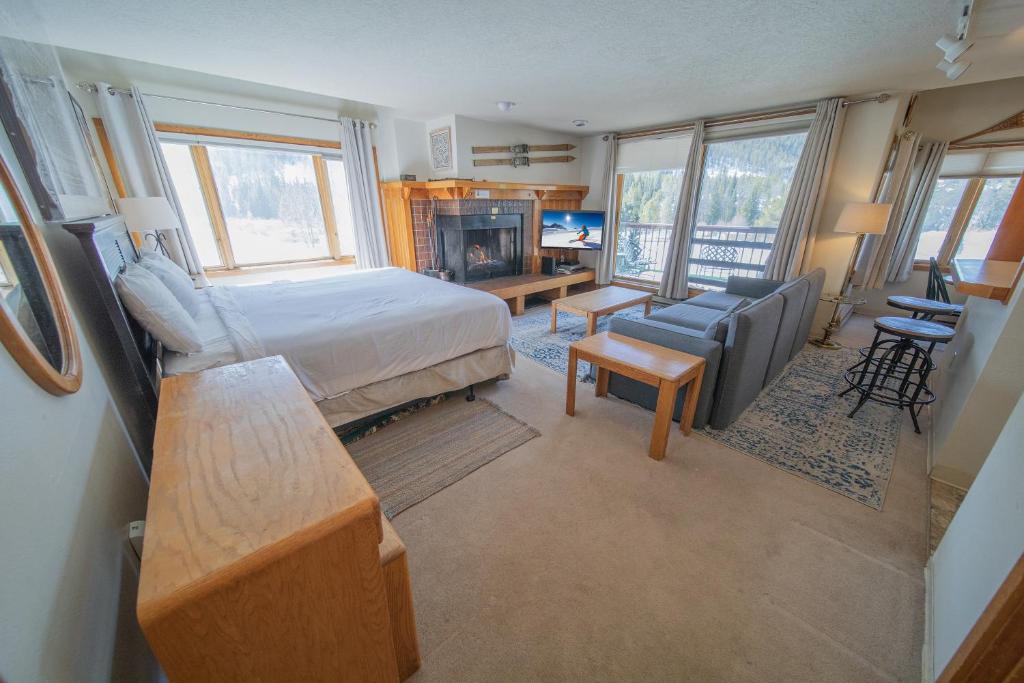 Lenawee 1728 by SummitCove Lodging, Keystone