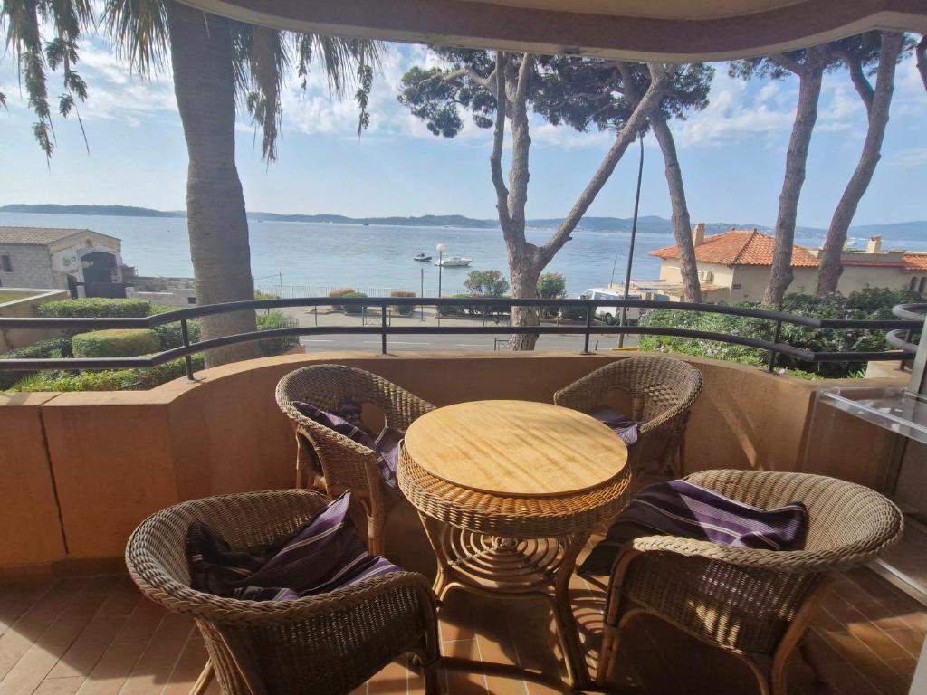 Appartement 2 pièces vue mer avec parking proche Sainte-Maxime - FR-1-780-51 - 2