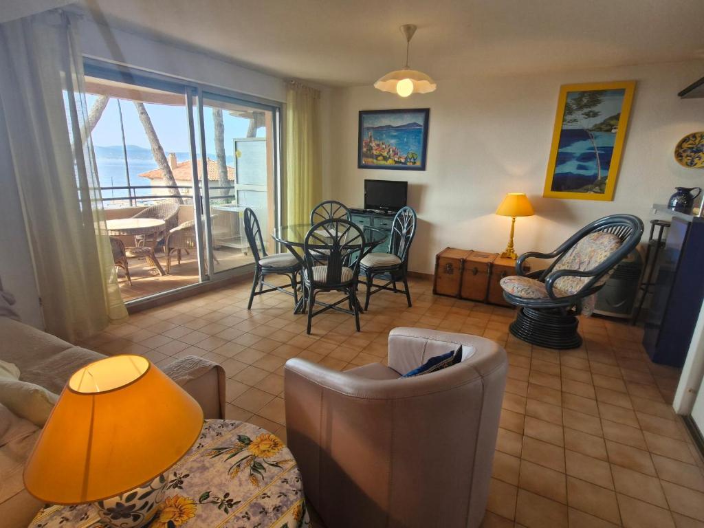 Appartement 2 pièces vue mer avec parking proche Sainte-Maxime - FR-1-780-51 - 4