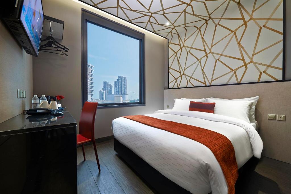 Singapore Hotel Boss Additional