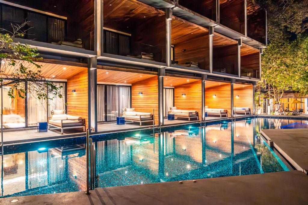 สิชล คาบาน่า บีช รีสอร์ต (Sichon Cabana Beach Resort)