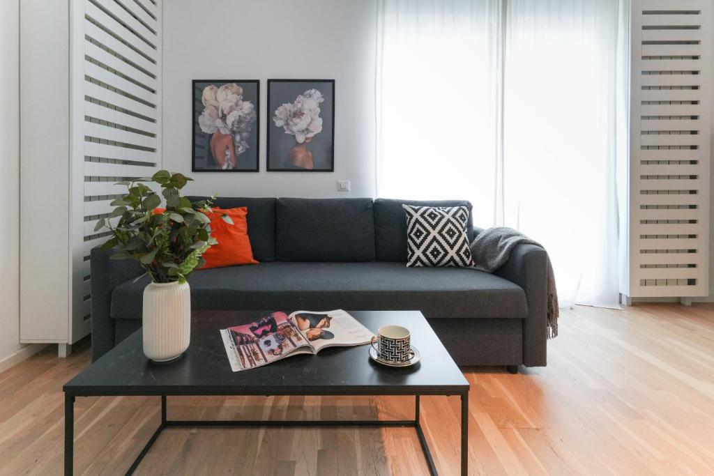 Maria - Modern Apartment with Parking and Workspace, Bukurešť