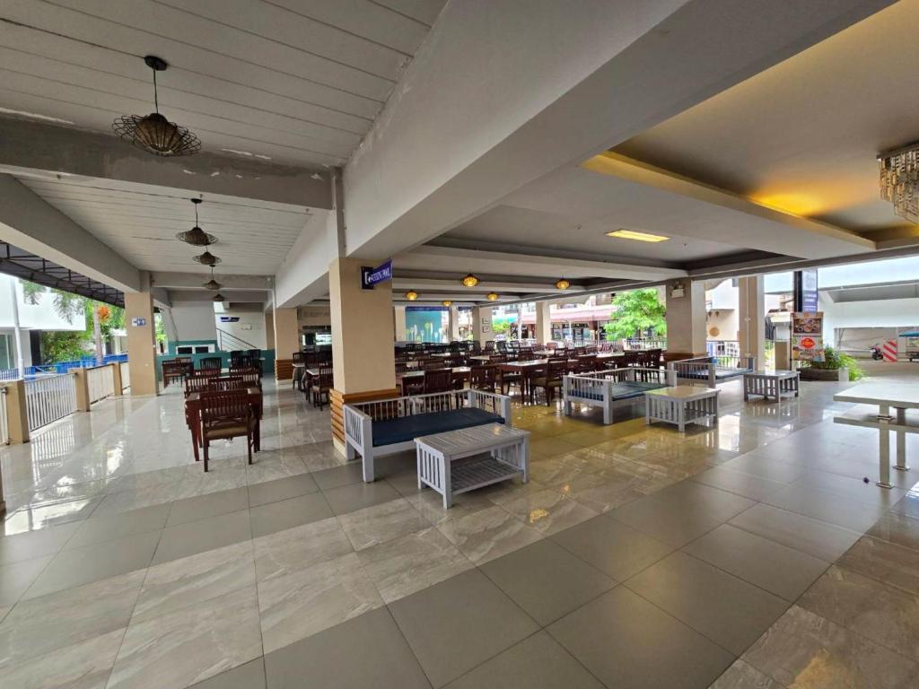 Lobby, Jomtien Plaza Residence in Pattaya