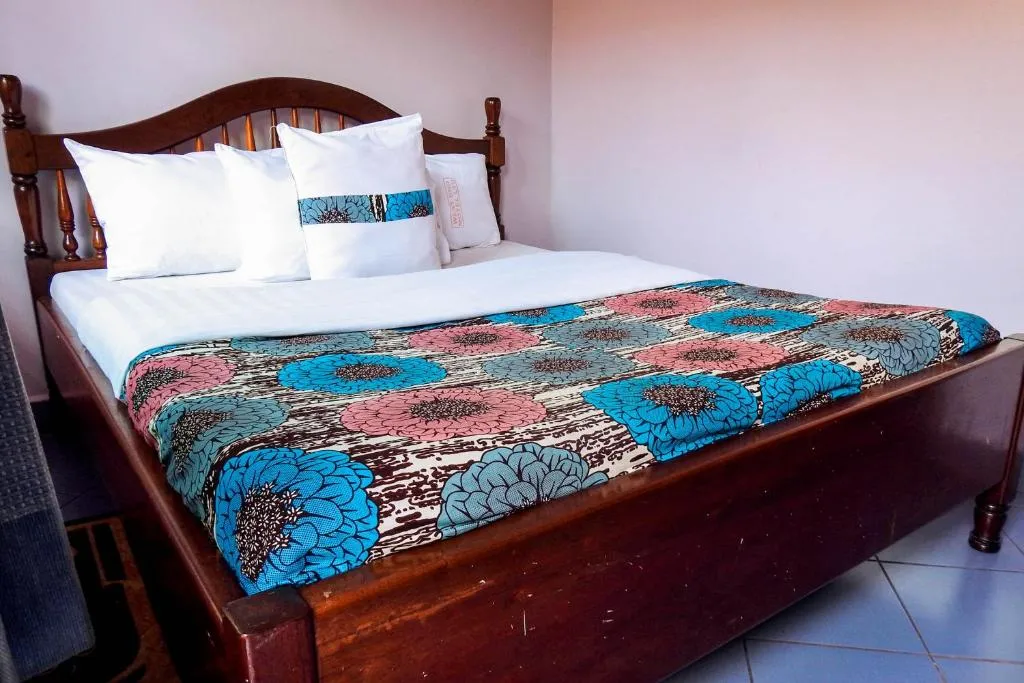 Westend Motel, hotel v destinaci Fort Portal