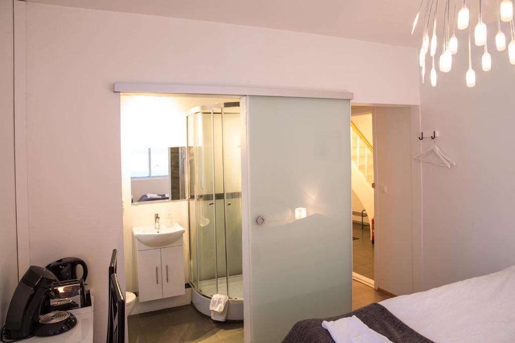 Twin Room with Bathroom