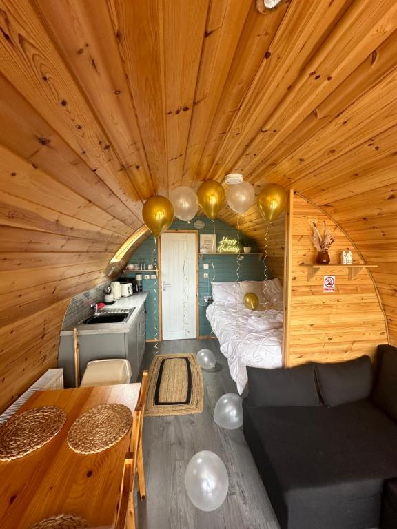 Timber Valley Pods, Galston photo 2