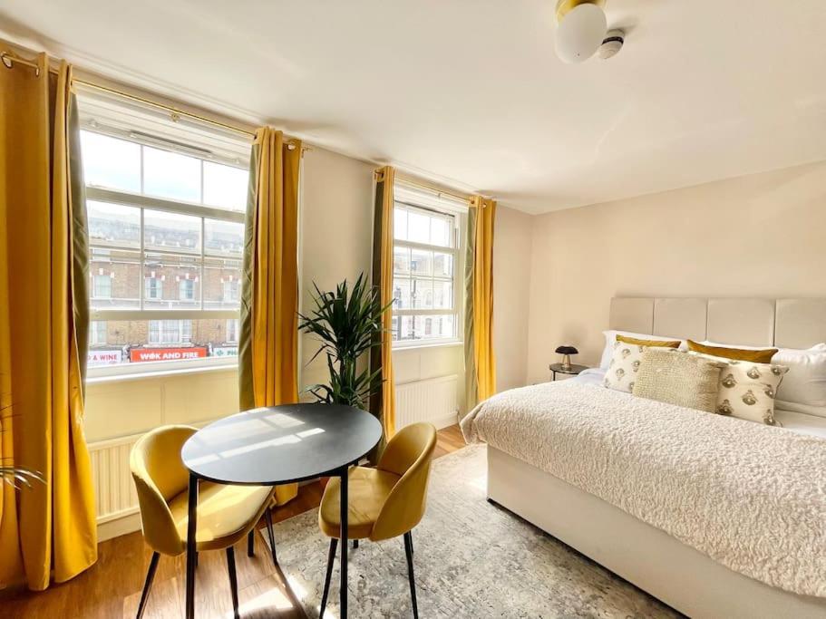 Studio flat in Camden 7, Londýn
