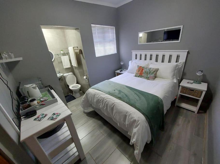 Stay a While Self catering, Newton Park