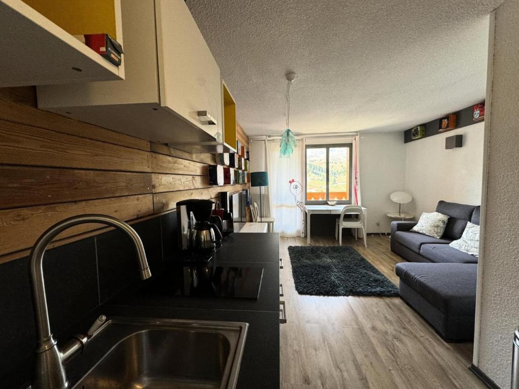 Résidence Carene - Appartement chaleureux · Proche des pistes · Vue pistes · Balcon MAE-3623 - 1