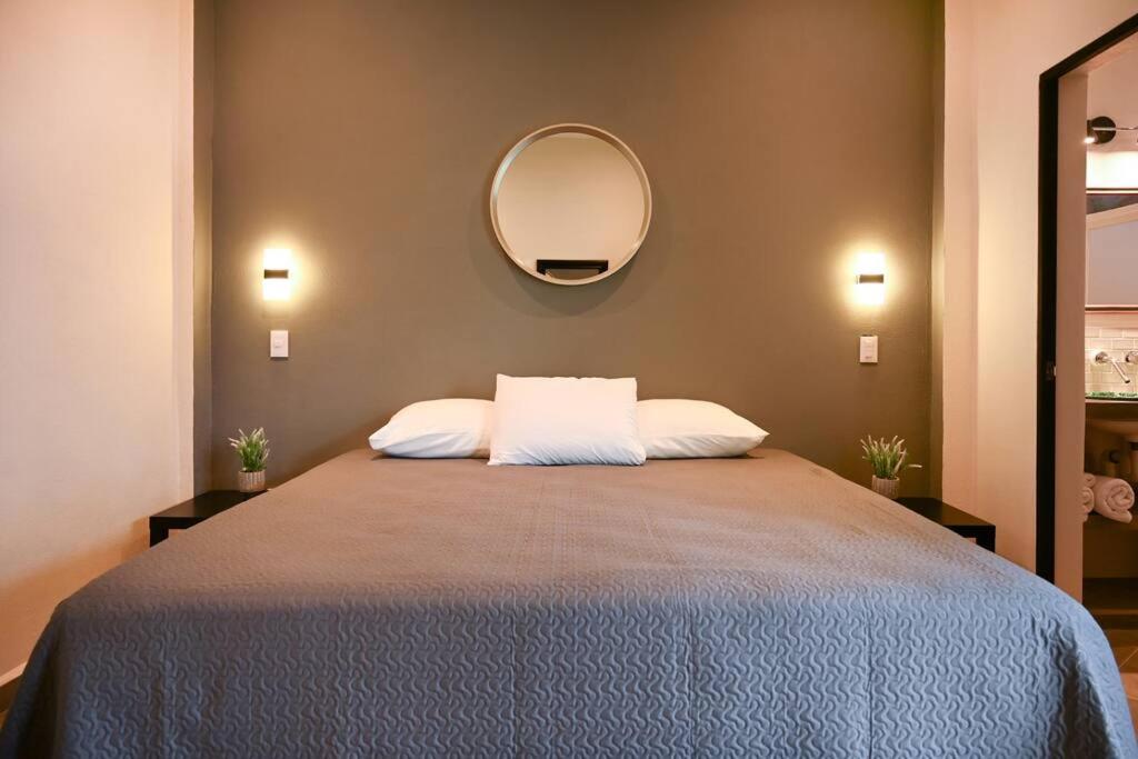 Prime Location, Fresh, Spotless, and Secure Accommodation, Sayulita