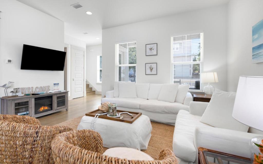 Honeybee By The Sea by Oversee 30A, Santa Rosa Beach