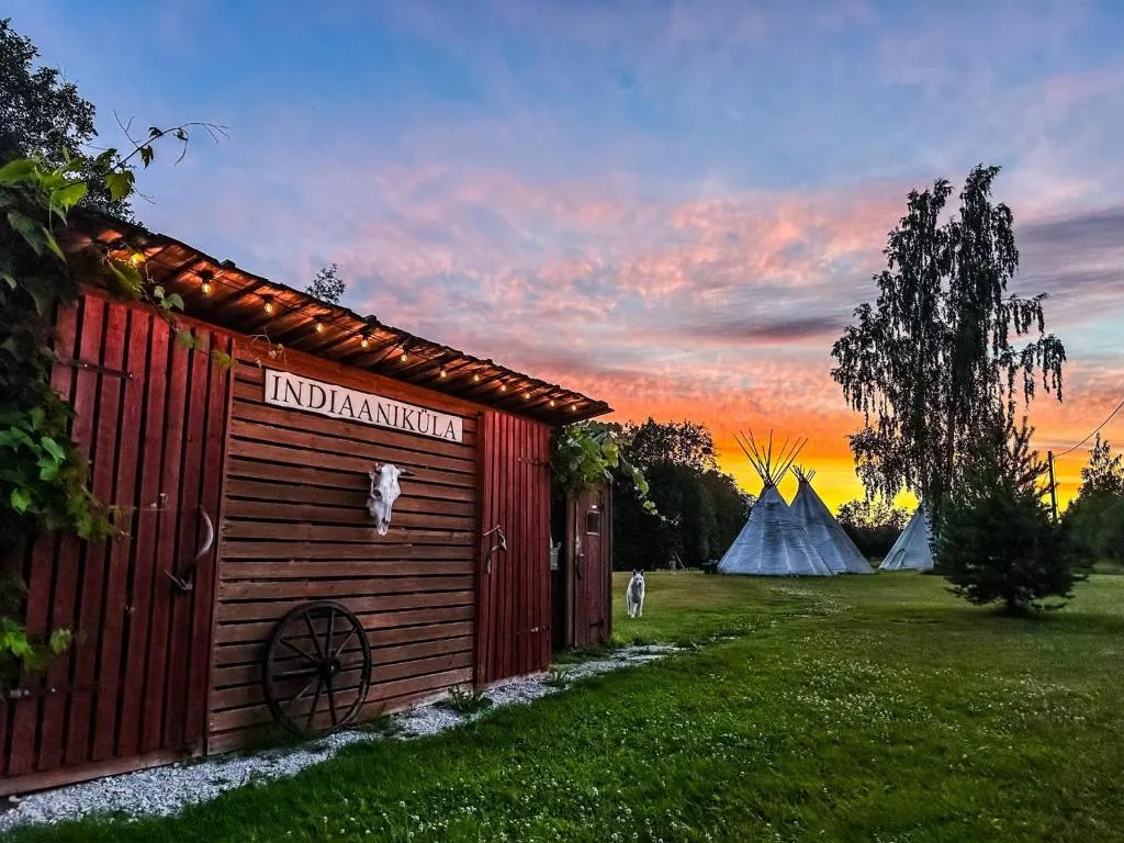 Tipivillage, hotel in Vihtra