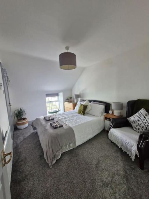 Captain's Cottage, Widows Row, Newcastle photo 2