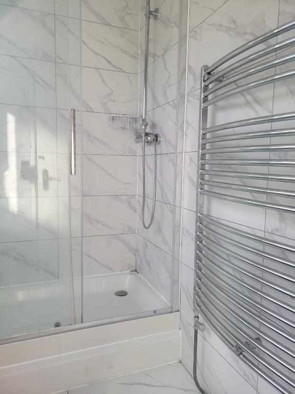 Abakwa Red, Homestays Kingsthorpe