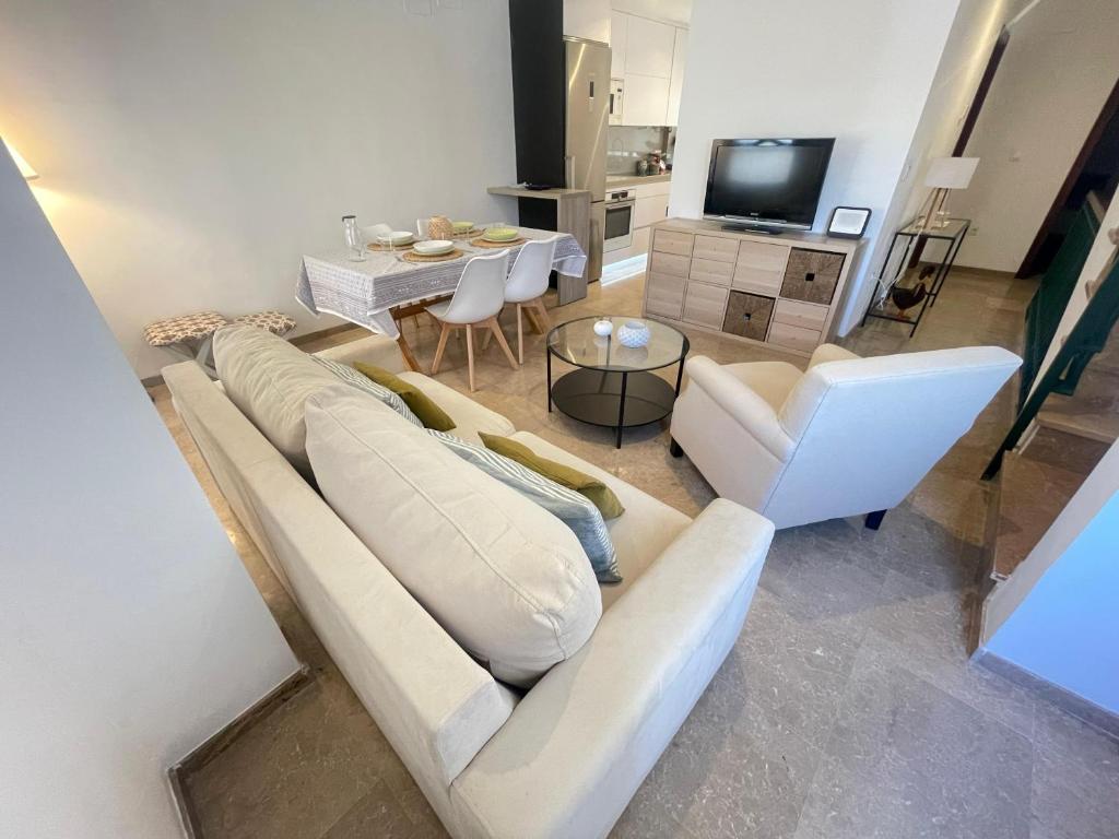 Azahar Centre Apartment & Parking - 3