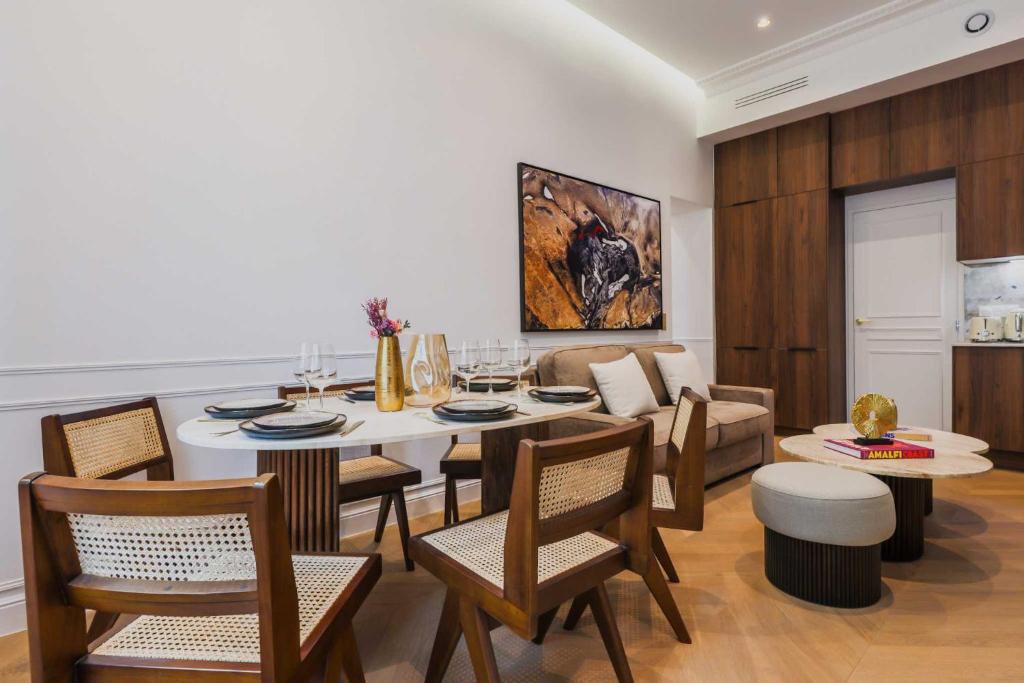 Charming flat - 2BR- 6P - Arc de Triomphe - 2