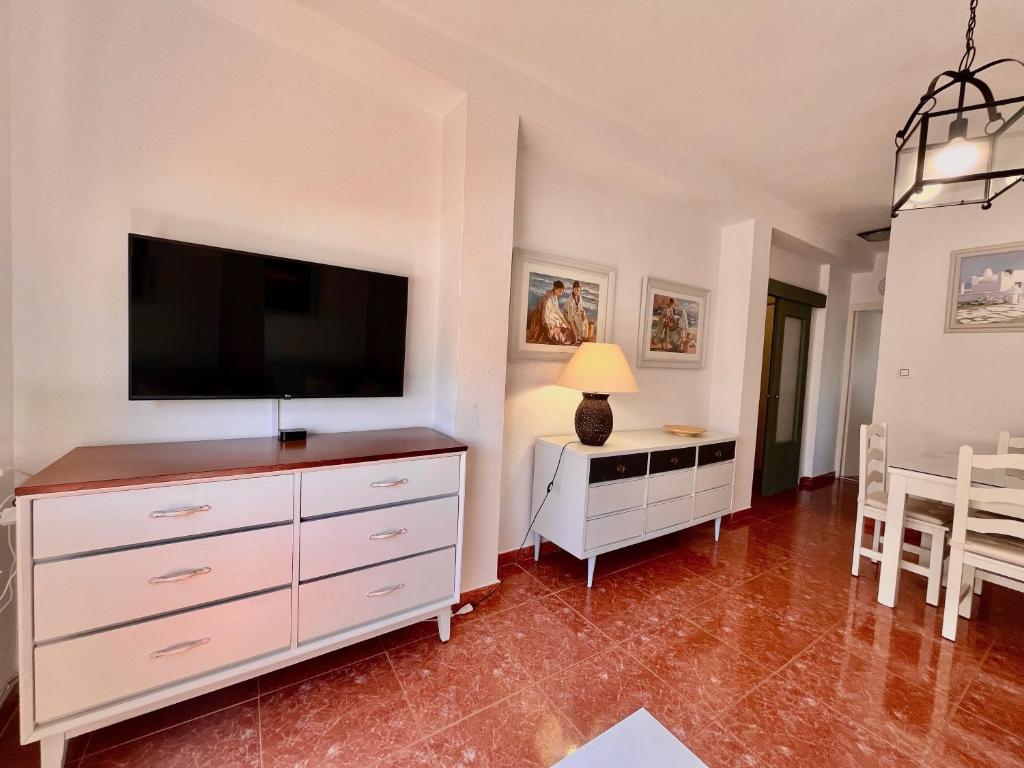 Luz, sol y arena, Rota