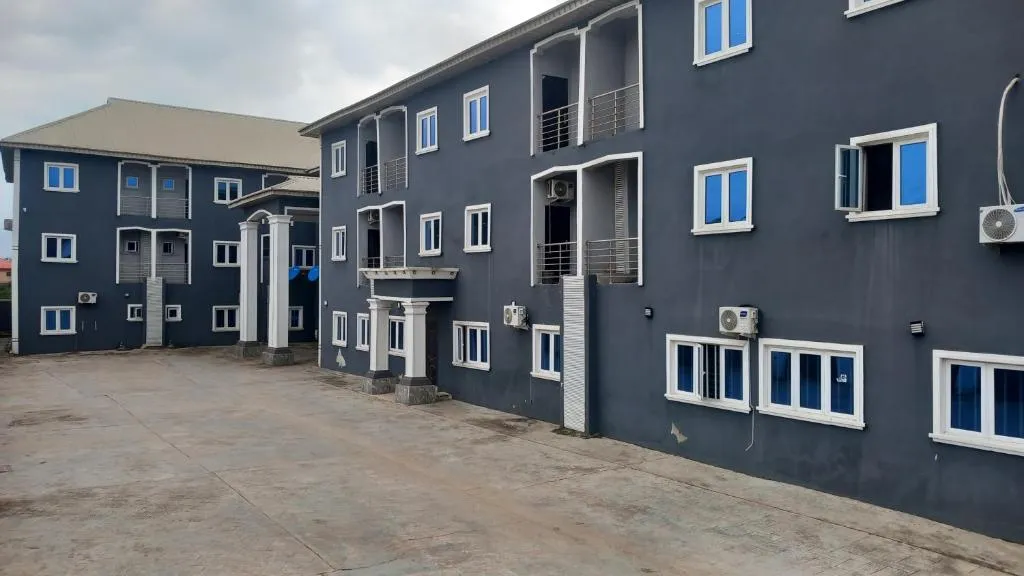 Tovia Hotel and Suite Limited, hotel in Benin City