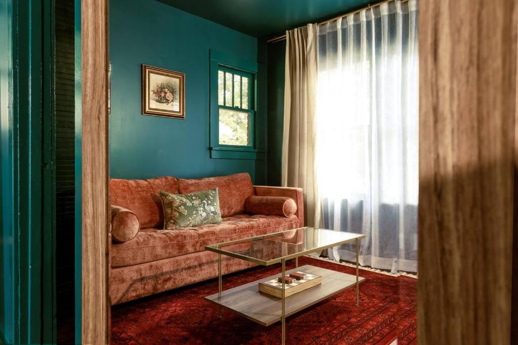 The Heron - Peaceful East Hill Escape, Pensacola