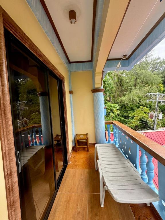 Ocean Breeze Inn 2