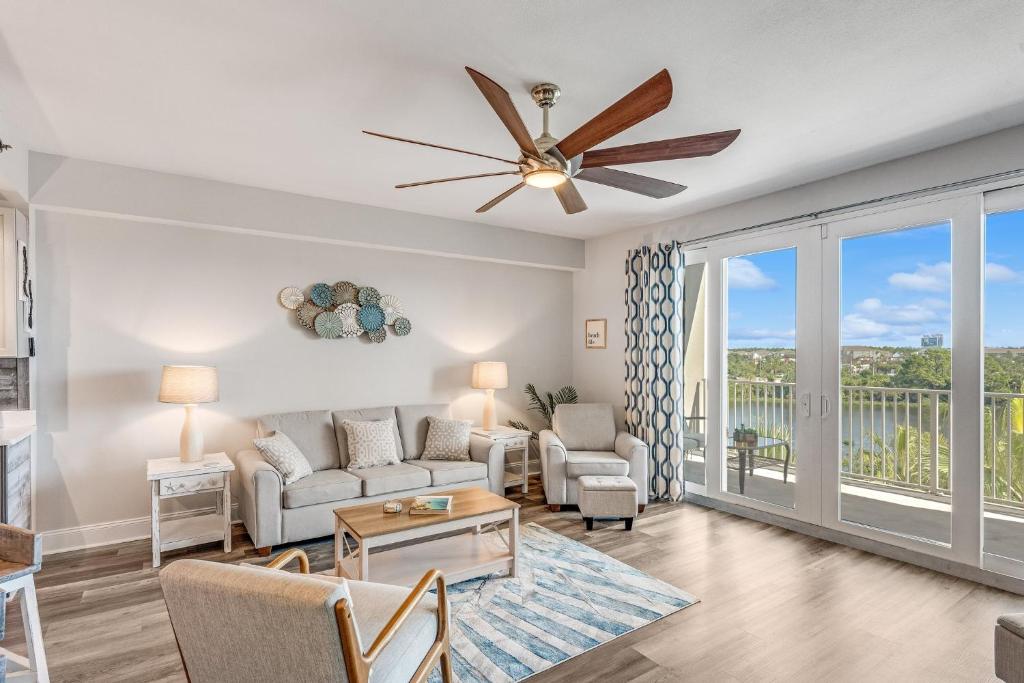 Laketown Wharf #0304, Panama City Beach