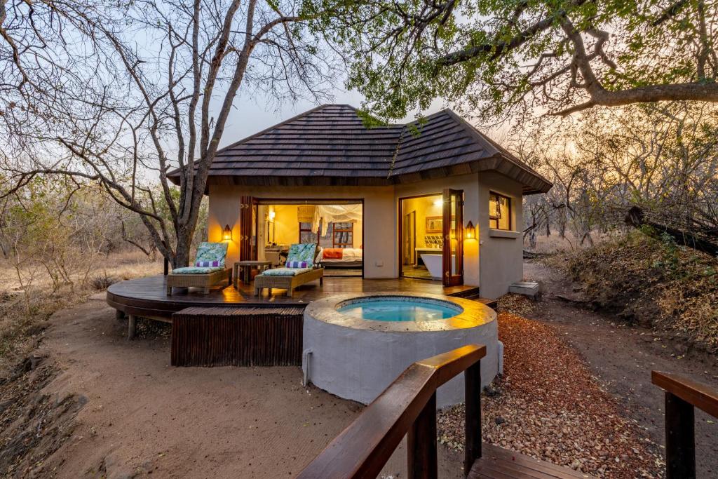 クスダルウェニ サファリ ロッジ & スパ オールインクルーシブ (Kusudalweni Safari Lodge & Spa - All Inclusive) 外観