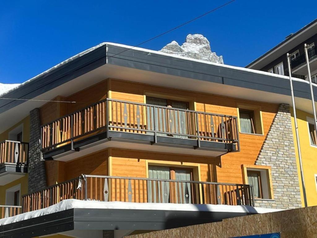 Casa Camos Cervinia, Breuil-Cervinia