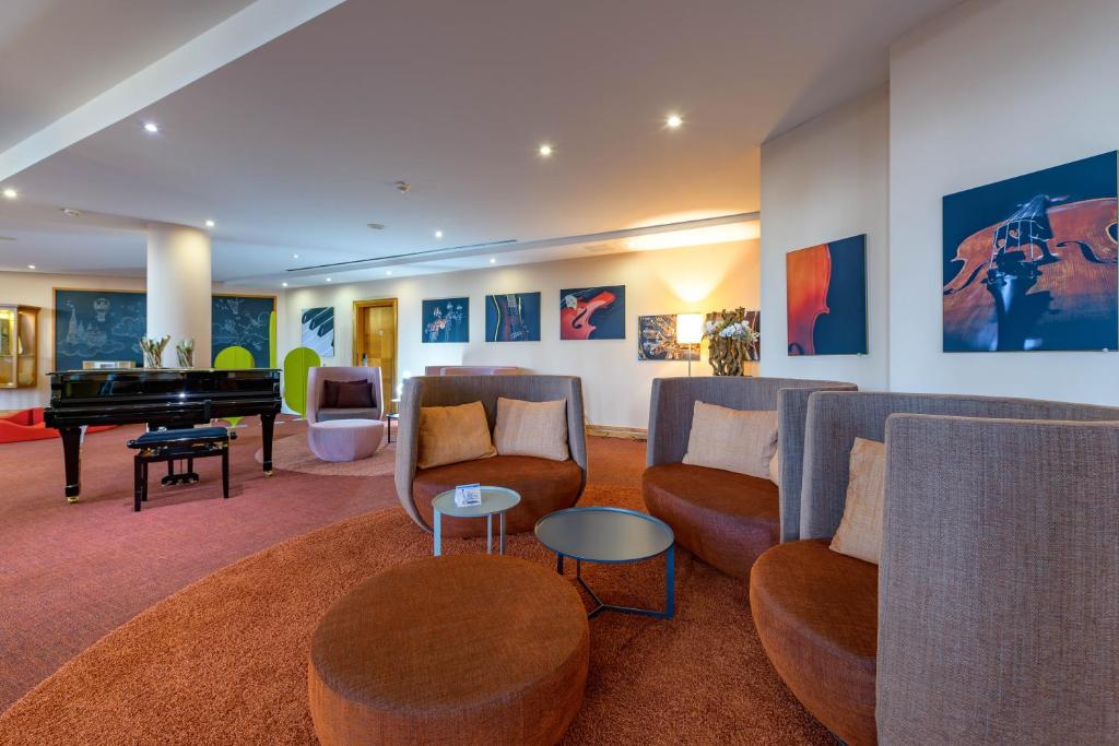 フロント・ロビー