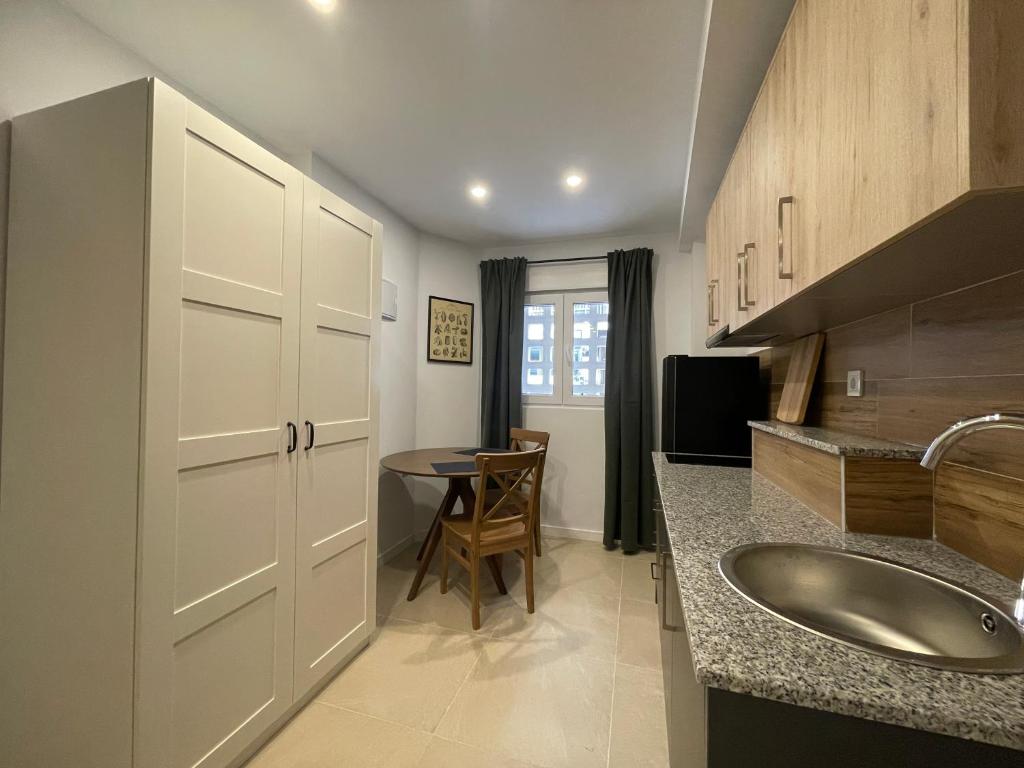 Apartamentos Postiguet - 1
