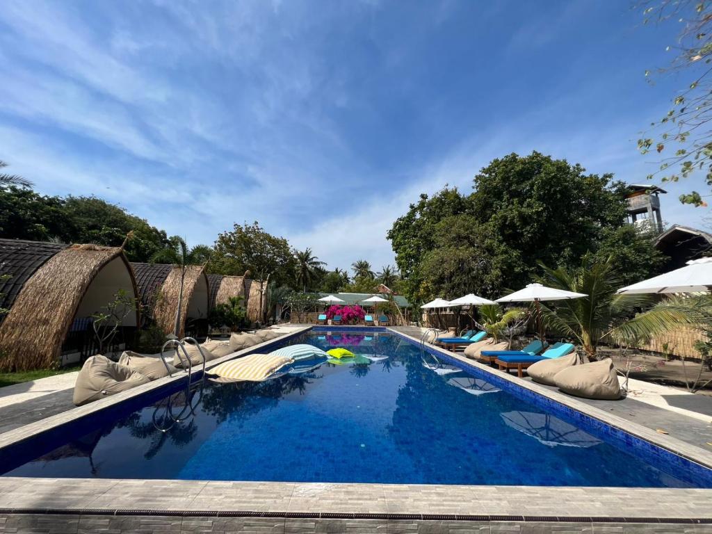 Living Asia Sunset Resort