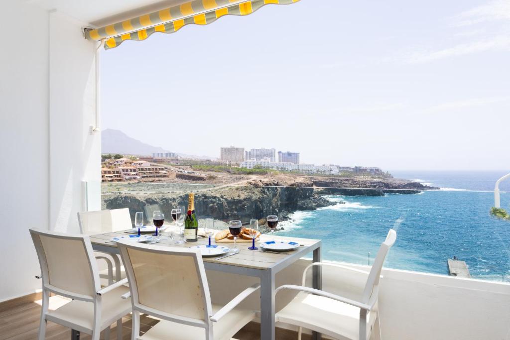 Ancla views FREE WIFI, Callao Salvaje