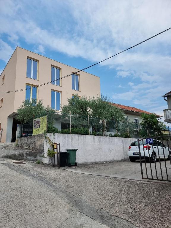 BAI Apartments 3 - 3