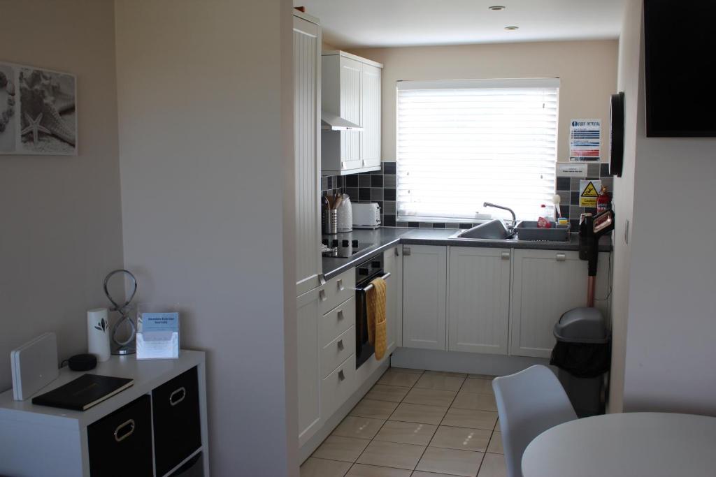 Seaside Retreat Norfolk, Bacton photo 4