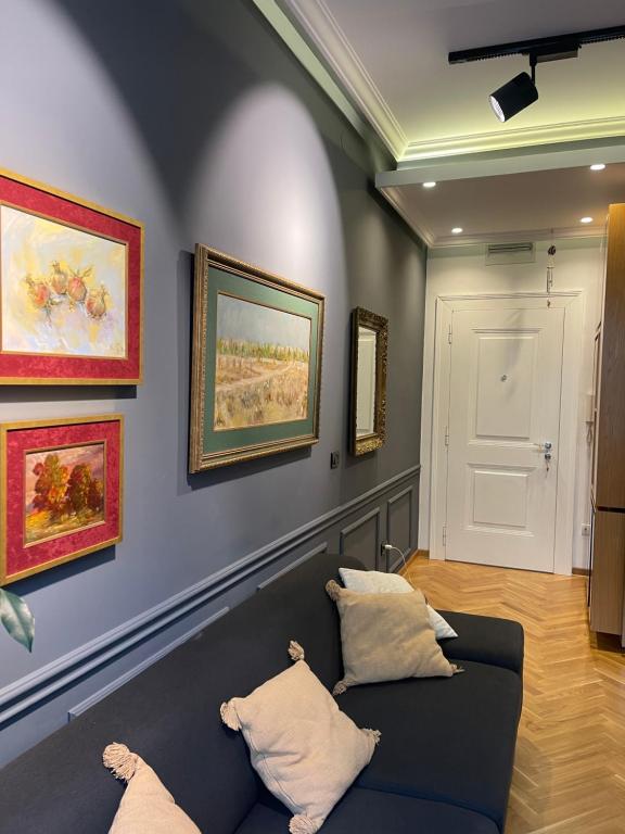 The Crown Luxury Suite - 4