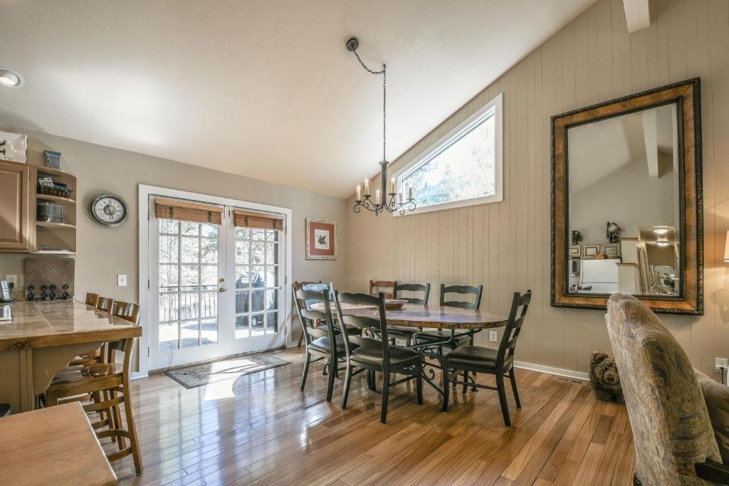 Lazy K Mountain Home 31 by SummitCove Lodging, Keystone