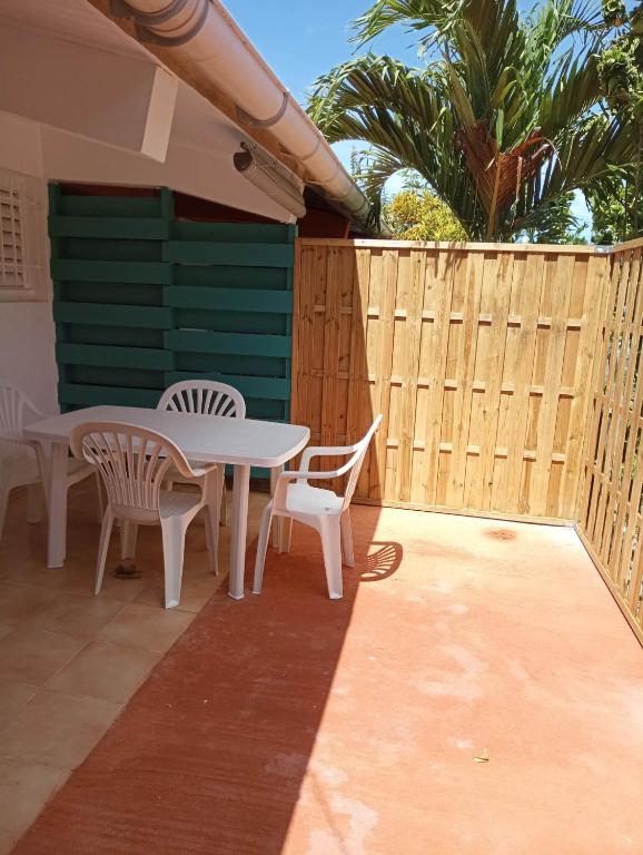 Bleu Intense, Tartane