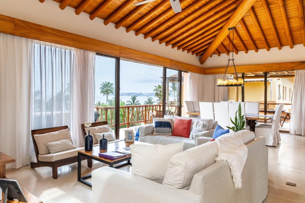 Turquesa Penthouse con 2 pisos, 5 rec. - 2