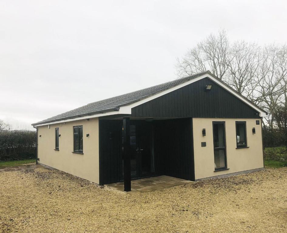 The Ash View, Wrington