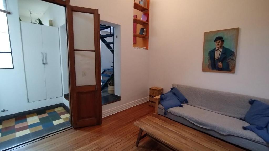 Bonito departamento con exterior y muy bien ubicado - 4