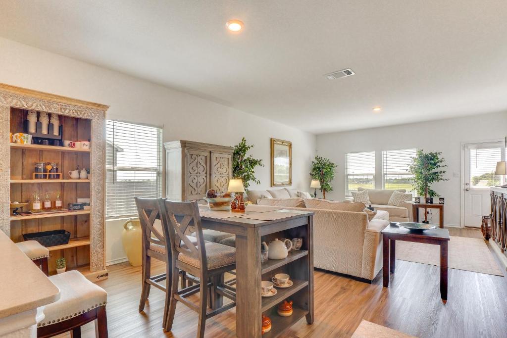 Pet-Friendly Georgetown Home with Fenced-In Yard!