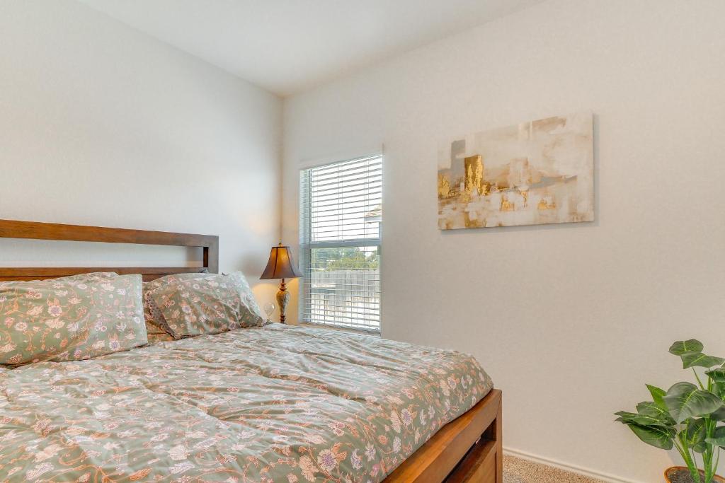 Pet-Friendly Georgetown Home with Fenced-In Yard!