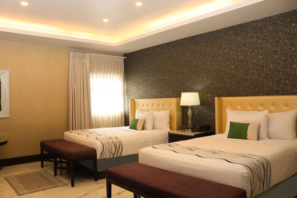 Hotel Grand One Plaza - 4