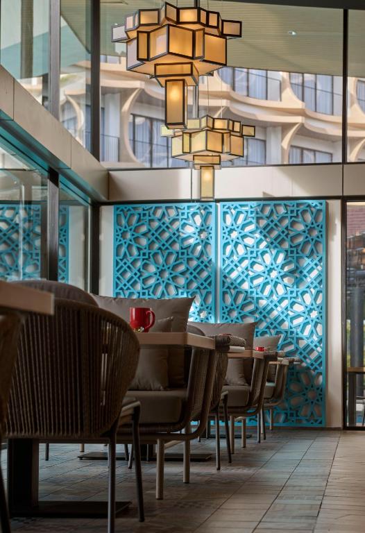 PARKROYAL Langkawi Resort — Restaurant & bars in Pantai Teng, Kedah