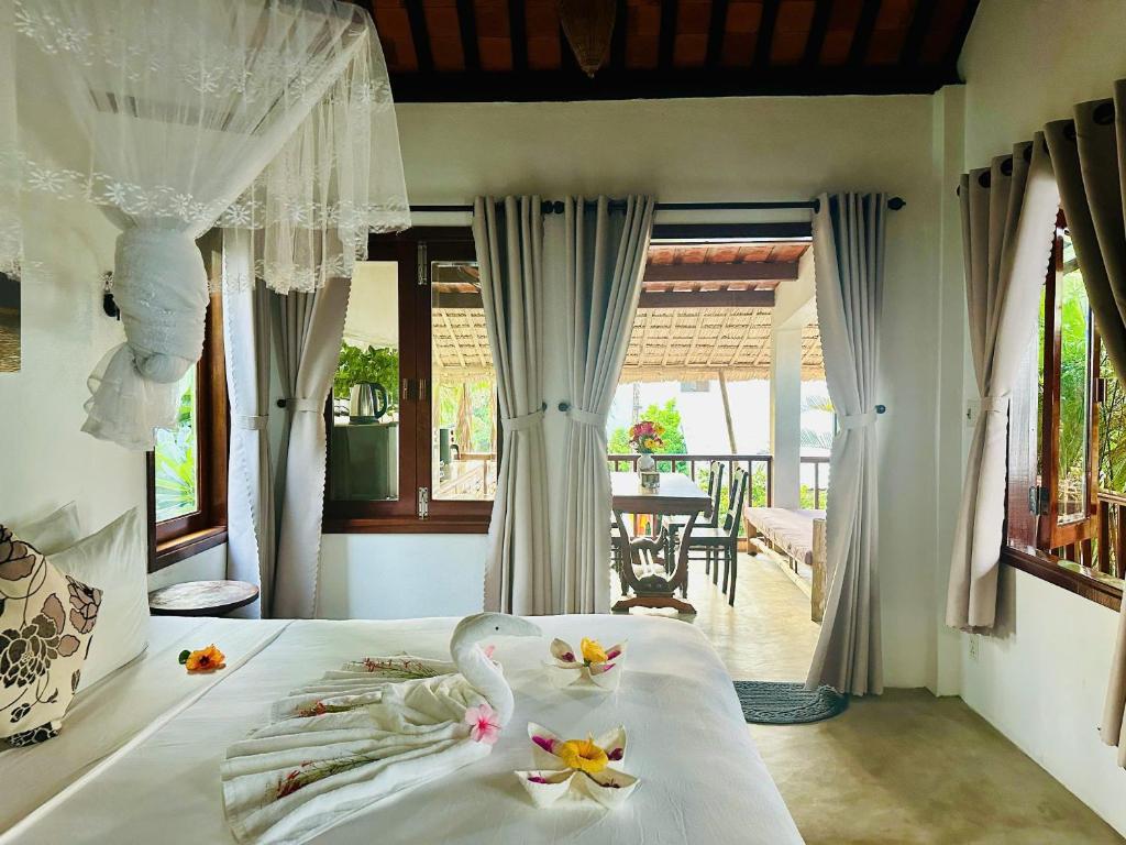Small Family Homestay